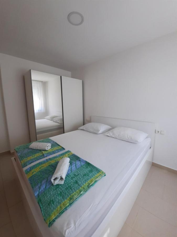 Apartmani Perla Неум Экстерьер фото